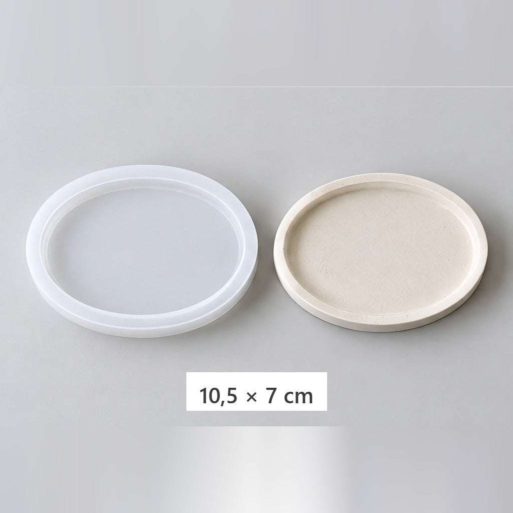 Fleksibilni silikonski kalup za izlivanje poslužavnika i podmetača – ovalni podmetač – 10,5 × 7 cm