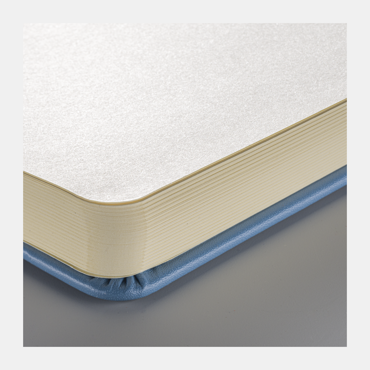 Blok za skiciranje Talens Art Creation Light Blue 21 x 30 cm, 140 g, 80 listova